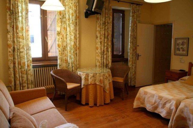 Hostal Casa Sario Jaurrieta Room photo